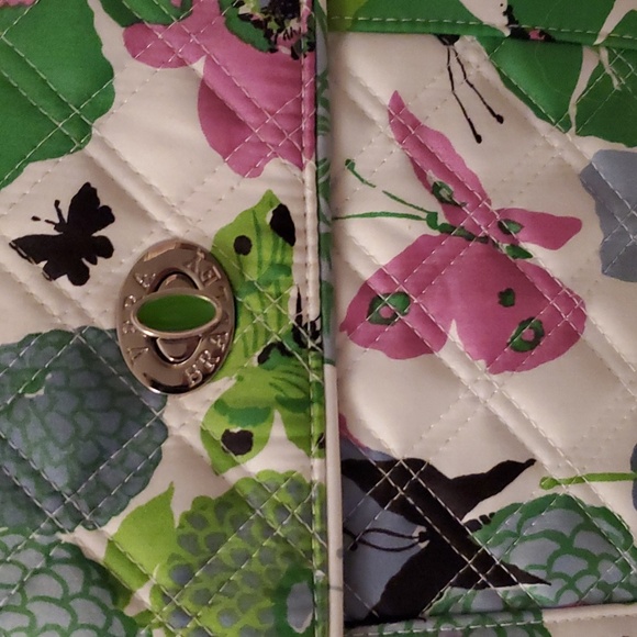 Vera Bradley Retired Pattern Handbag - Picture 3 of 6